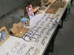 -Trend1881视光·蔡司视觉(领展广场店)