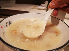 柴鱼花生咸骨粥MT-東海海鲜酒家(中信广场店)