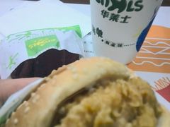 -华莱士·全鸡汉堡(湛江新华店)