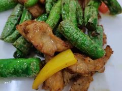 杭椒白玉菇炒牛柳-锦粤宫·精致粤菜(深圳北站店)