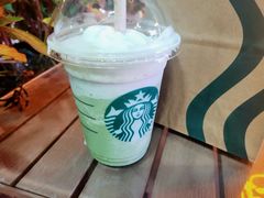 -星巴克(西安曲江银泰店)