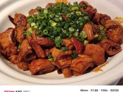 -老周家酱卤猪蹄私房菜(克拉玛依西街店)