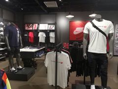 -耐克(恒隆广场店)