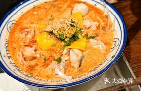 Cheese Seafood Tom Yum Noodle Soup