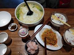 -茶花妹子云南餐厅(传媒大学店)