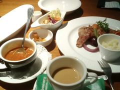 -绿茵阁(体育西分店)