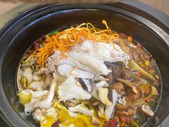 -菌乡缘·野生菌蒸汽鱼火锅(江边夜市店)