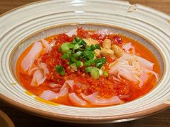 -野山舂·贵州现舂酸汤火锅(鸿通城店)