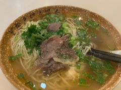 -伊鼎牛肉面(潍坊路店)