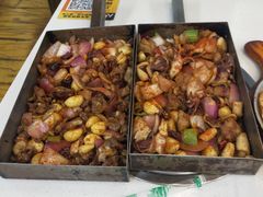 -老东镇啤酒屋海鲜加工·蒸汽海鲜·海鲜烧烤(台东店)