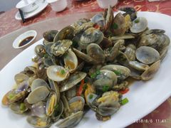 -滑记海鲜饭店·老字号(海鲜街店)