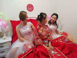 -朵拉定制美妆美甲