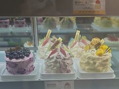 -罗森尼娜(德思勤店)