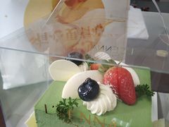 -罗森尼娜(德思勤店)