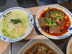 -肖四女乐山跷脚牛肉(世博源店)
