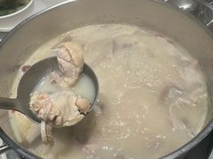 -煲王粤菜餐厅(中侨中心店)