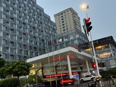 -珠海拱北口岸希尔顿欢朋酒店