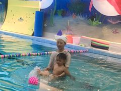 -澳优国际亲子游泳早教俱乐部(人和天地店)