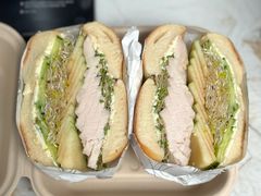 Better&nbsp;Broccoli-HOLY BAGEL(苏河店)