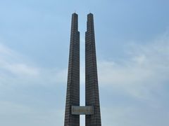 -唐山抗震纪念碑广场