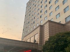 -山明水秀大饭店