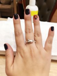 -进巍美甲美睫店