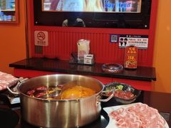 -唯爱KTV聚会餐厅(仙林东城汇店)