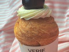 樱桃茉莉可芬小脑袋-VERIE BAKEHOUSE