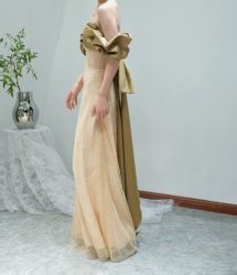 -不晚国际婚纱礼服