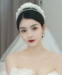 -莫小姐婚纱