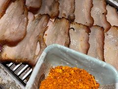 碳烤烟熏猪腩肉-卞氏菜根香·川菜(青羊万达店)