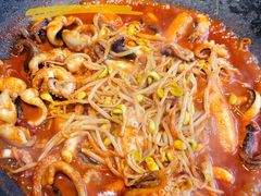 八爪鱼微辣-红辣椒八爪鱼特色韩国料理