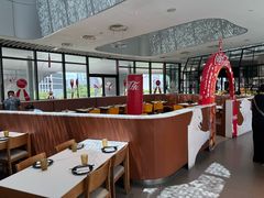 -东方明珠·可口可乐欢乐餐厅