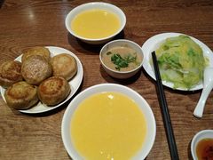 -清真吴记门钉肉饼·喜多利