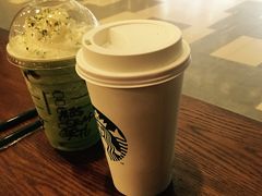 -星巴克(上海虹桥新天地二店)