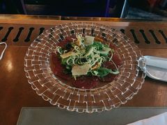 腌制生牛肉片配帕尔马芝士-牛排家(北京王府井澳门中心店)