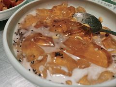 -姚姚酸菜鱼·金戈戈香港豉油鸡(喜荟城联名店)