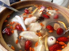 -广味炭炉鸡煲(宝业路分店)