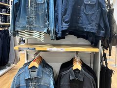 -优衣库(海口秀英万达广场店)