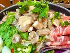 -许哥东北烧烤·铁丳烤串·宫后夹肉(繁花中心店)