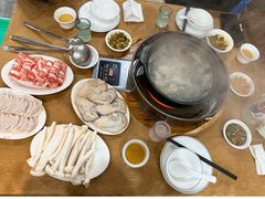 -濠轩阁特色生蚝火锅(水湾路店)