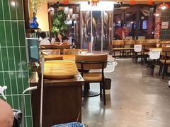 -琥珀老六龙虾(四里河店)