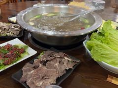 -乡土黄·鲜牛肉火锅·小龙虾(兴业街店)