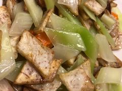 莴笋炒芋头-渔家颂歌渔家味道(青石路店)