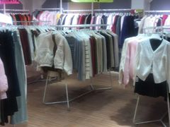 -大脚丫鞋服批发(真光店)