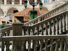 -王府井奥莱临潼小镇(临潼店)