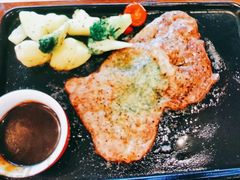 -必胜客(世纪港湾店)