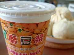 高浓度纯黄豆现磨豆浆-老陶包子铺(南大西南村店)