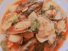 -J Daeng Seafood