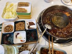 -蛙两只美蛙鱼头火锅(恒茂店)